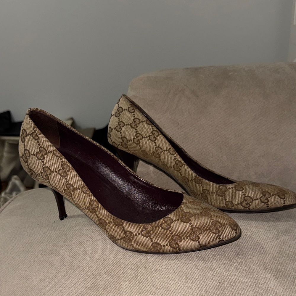 Gucci Beige/Brown GG Canvas Pointed-Toe Pumps